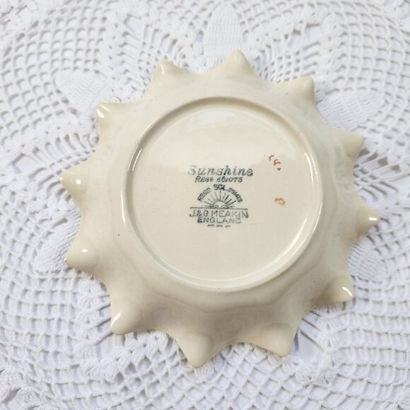 J&G Meakin Sunshine Fluted Dish Scalloped Edges Gold Gilt Regent Couple England - Picture 5 of 9